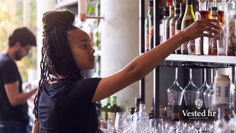 Why Restaurants Working with a PEO Experience Lower Turnover Rates